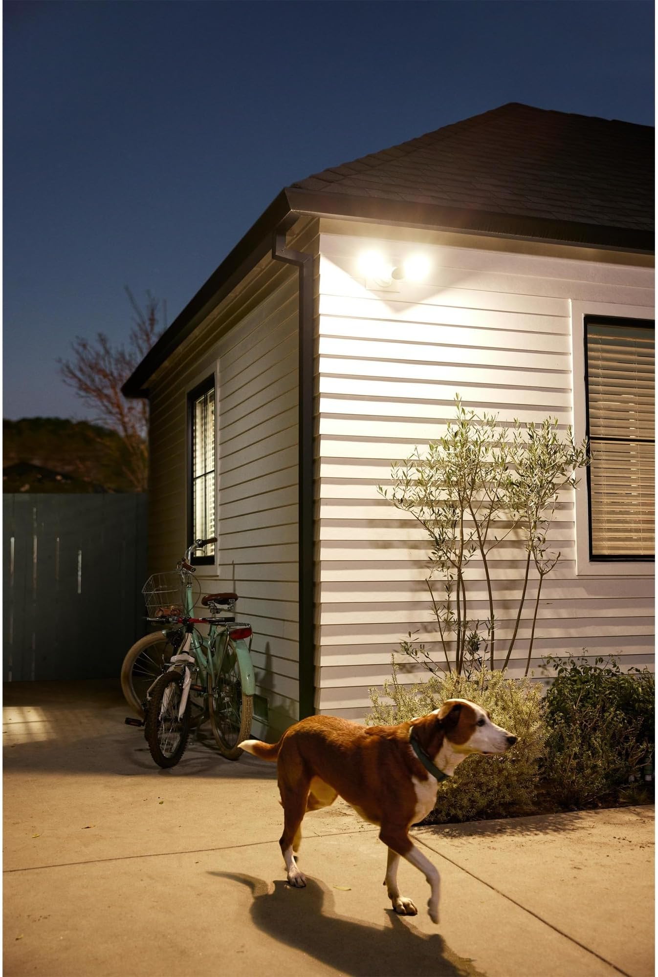 Google Nest Cam Floodlight Outdoor - slika 4